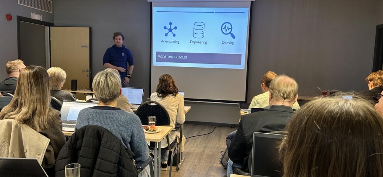 Bilde samlin Skei, arkiv+IT