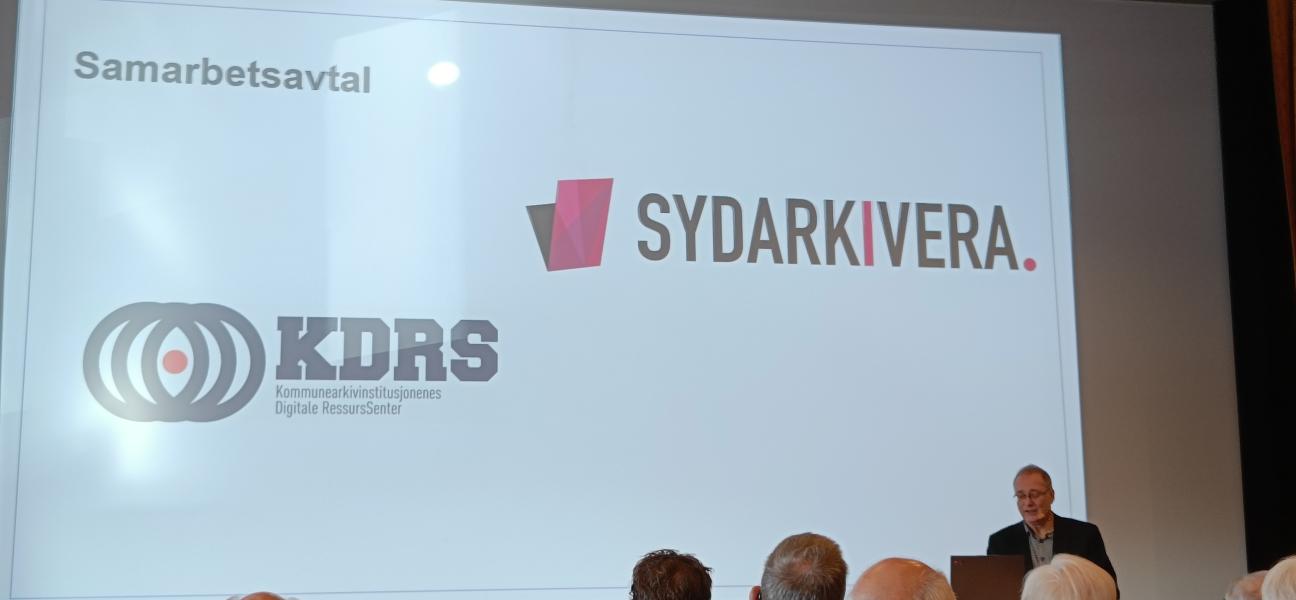 Tor Eivind Johansen presenterer for Sydarkivera